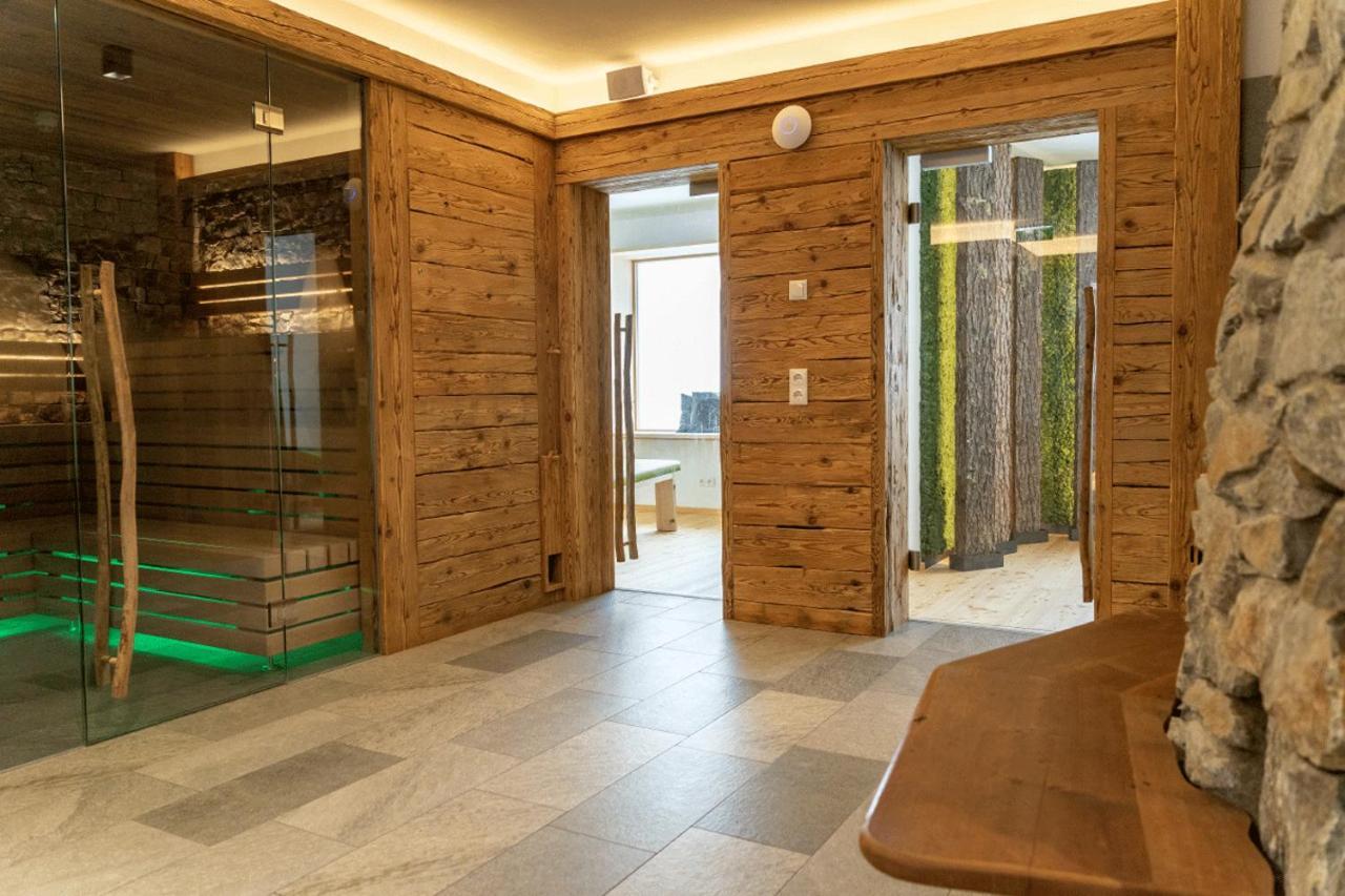 Апартаменти Weberstube Weberhaus Zollhaus Zollstoeckl Обертілліях Екстер'єр фото