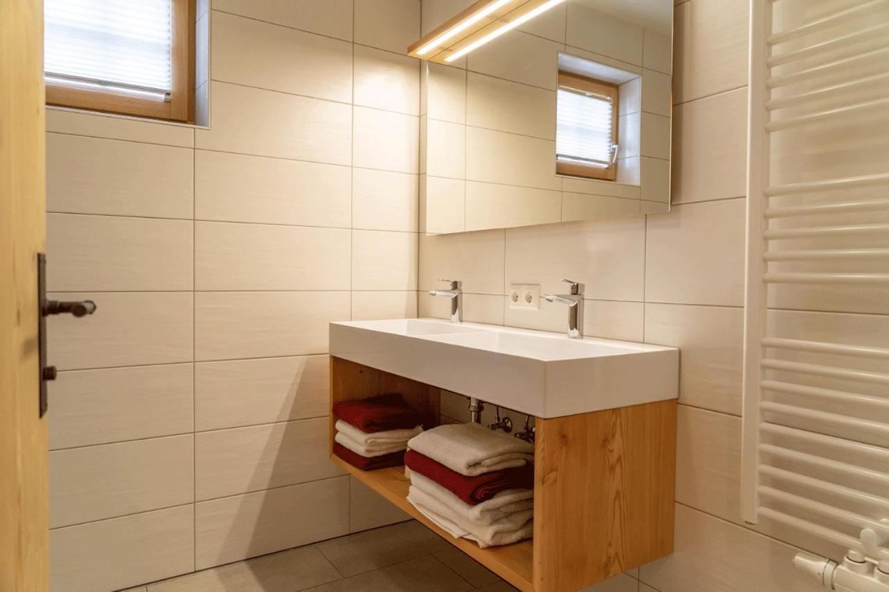 Апартаменти Weberstube Weberhaus Zollhaus Zollstoeckl Обертілліях Екстер'єр фото