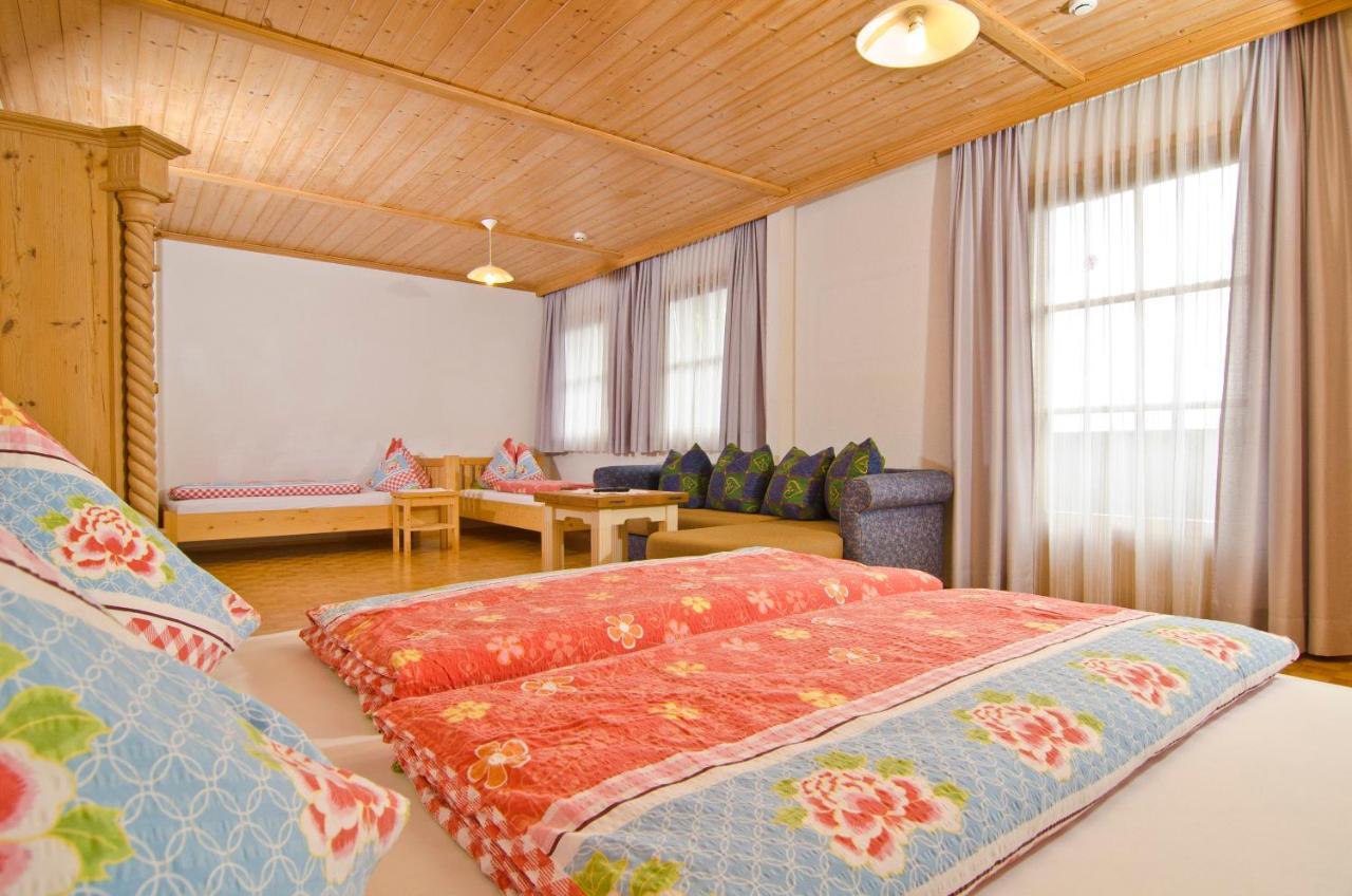 Апартаменти Weberstube Weberhaus Zollhaus Zollstoeckl Обертілліях Екстер'єр фото
